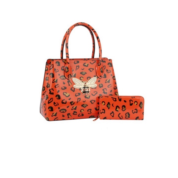 Handbags - Queen Bee Bag🐝